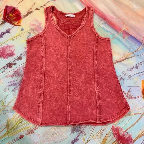 Zenana Mineral Washed V Neck Tank in Cabnert Size Medium - Picture 2 of 8